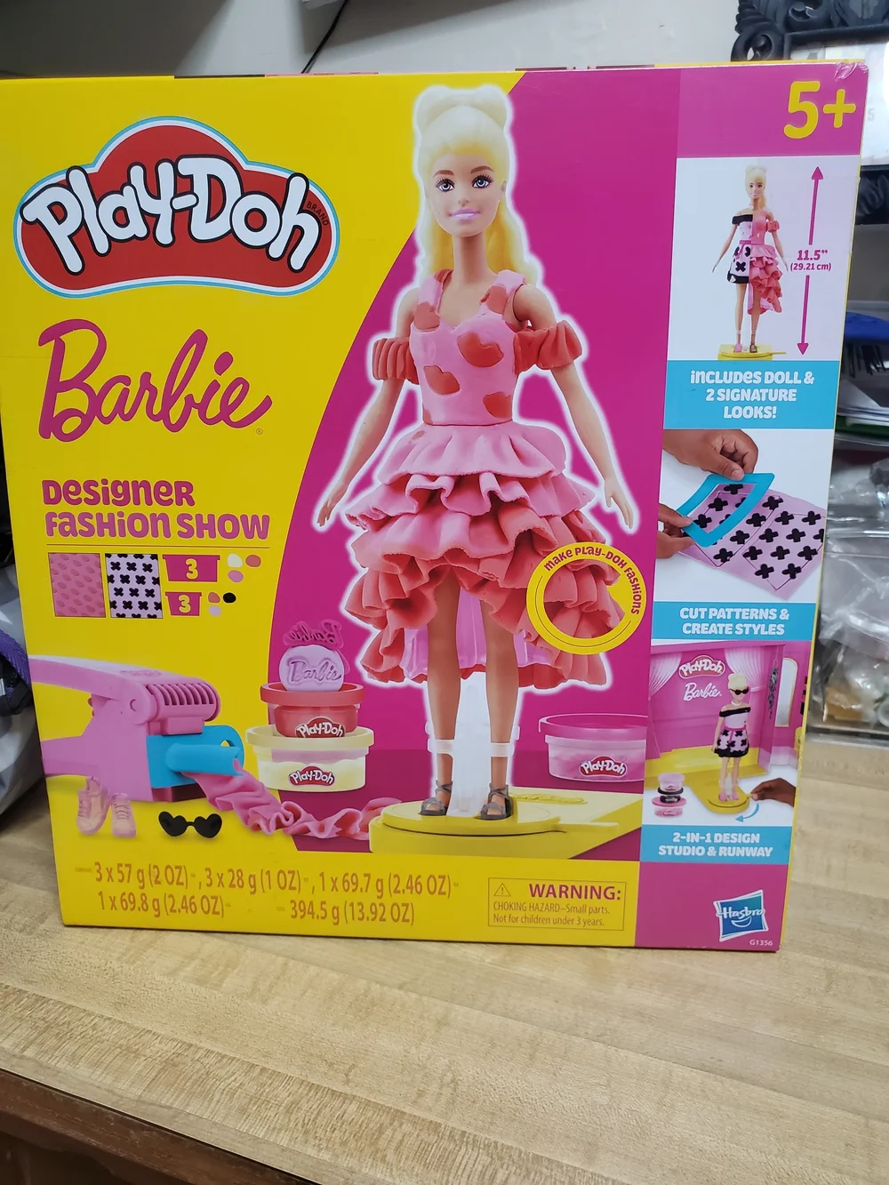 Mattel Barbie Play-Doh Fashion Studio Set - Pink and Yellow